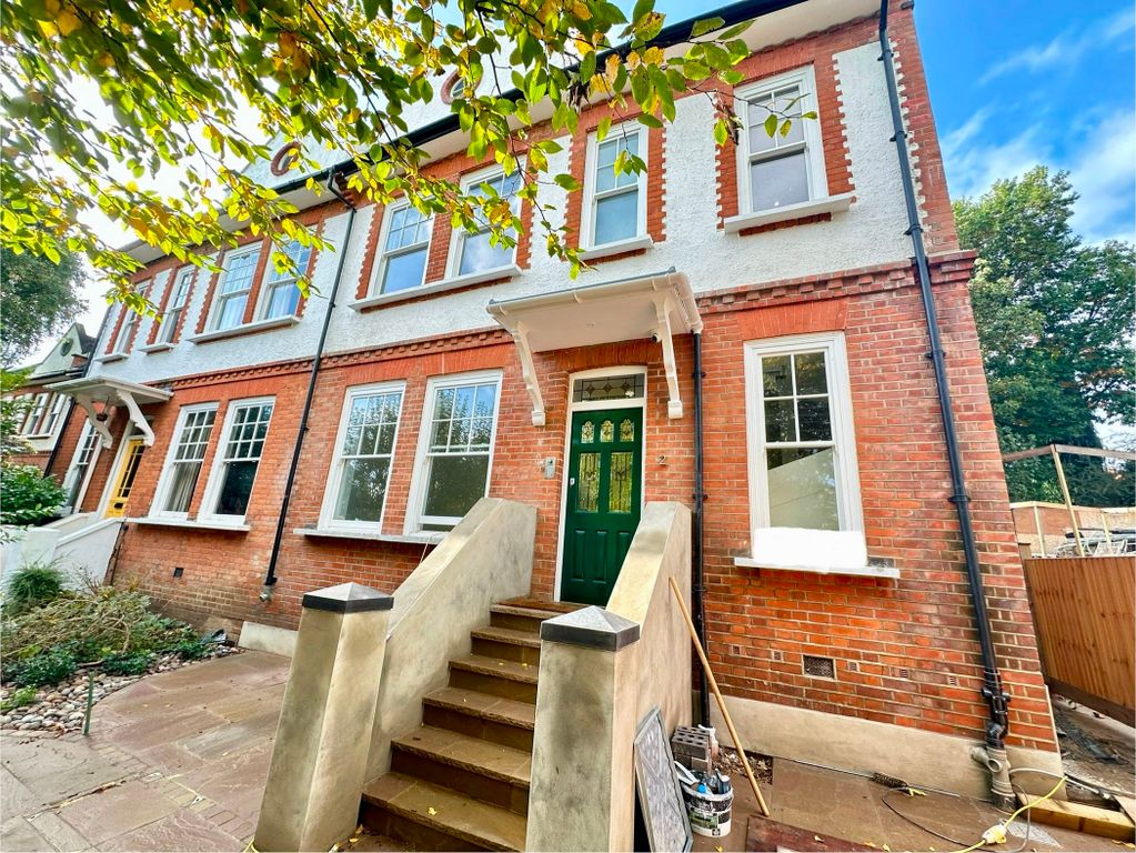 Property photo 1 of 12