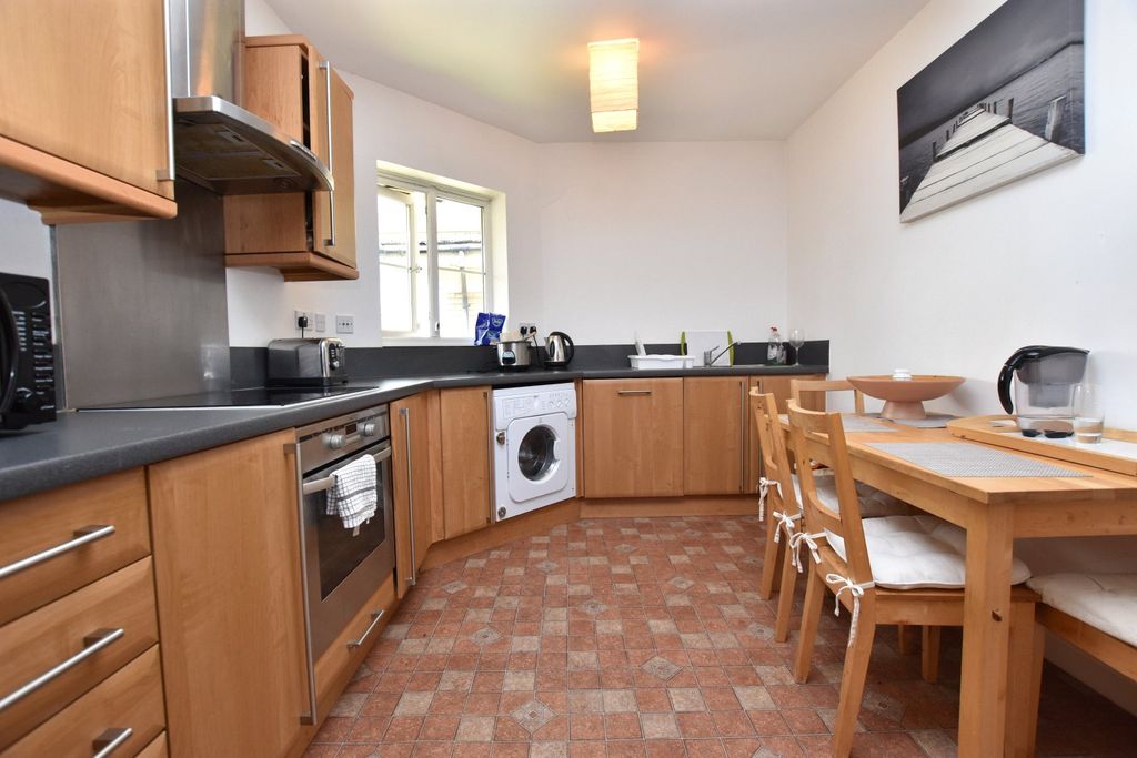 Property photo 3 of 14 Picture No. 02