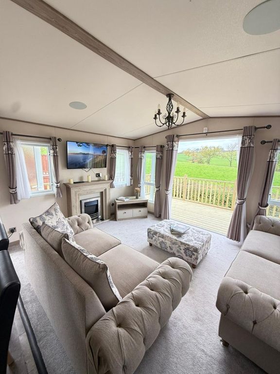 Property photo 2 of 6 Whatsapp Image 2025 10 14 At 17.20.26 0B4Da50B.Jpg