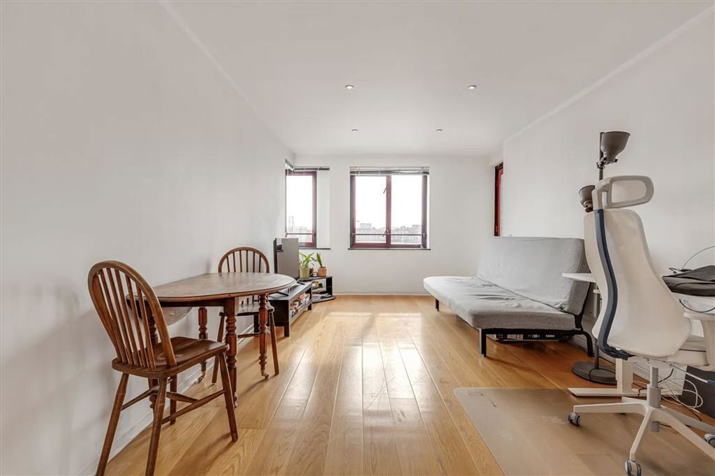 Property photo 3 of 5