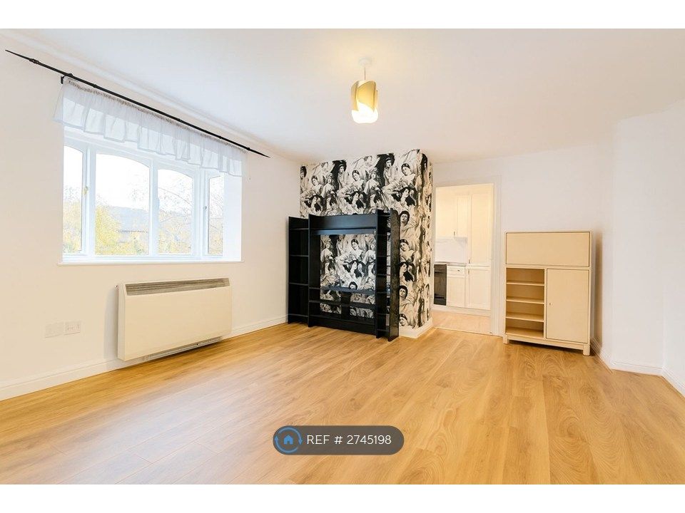 Property photo 3 of 8