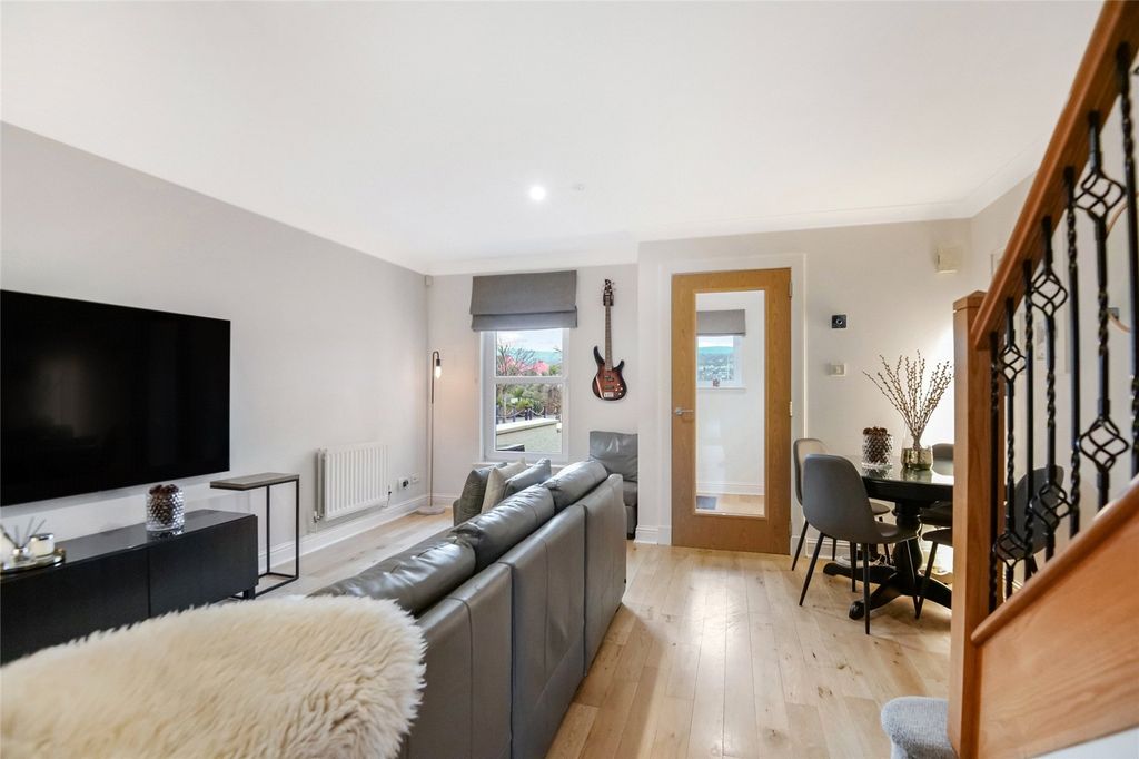 Property photo 3 of 27 Picture No. 68