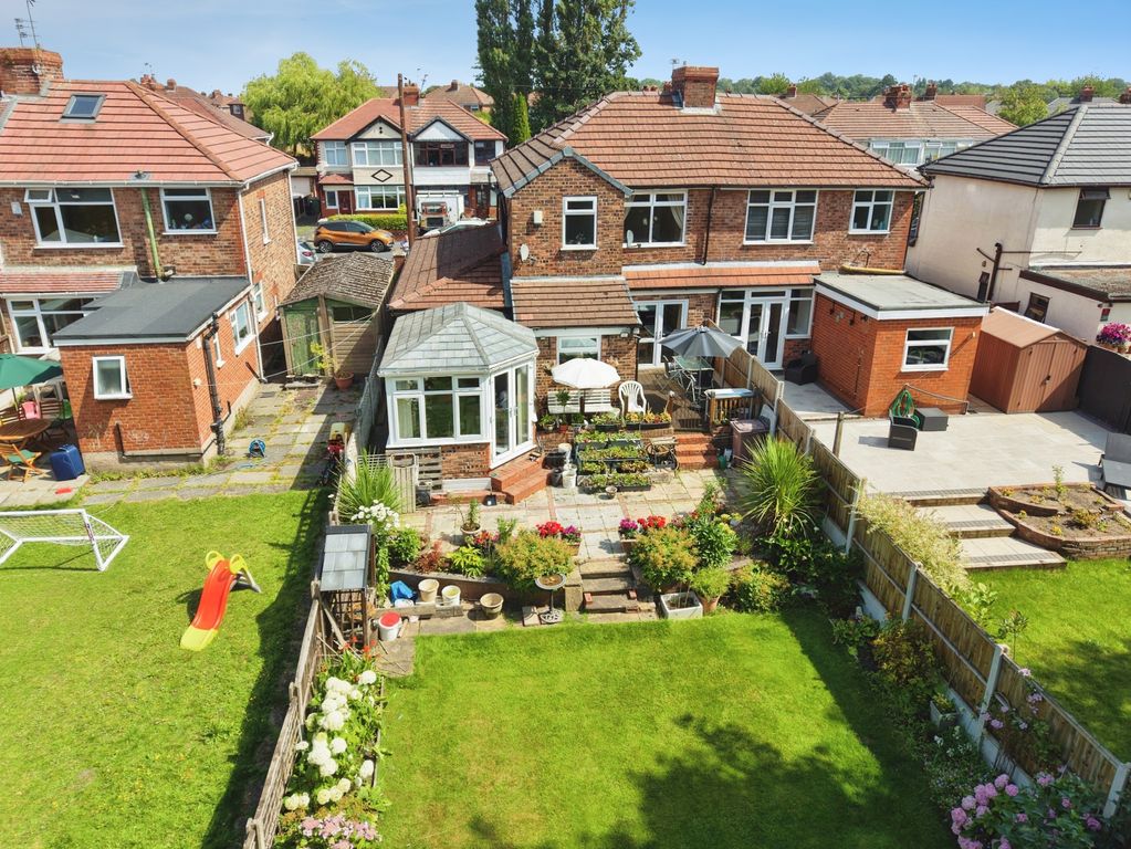 Property photo 3 of 43