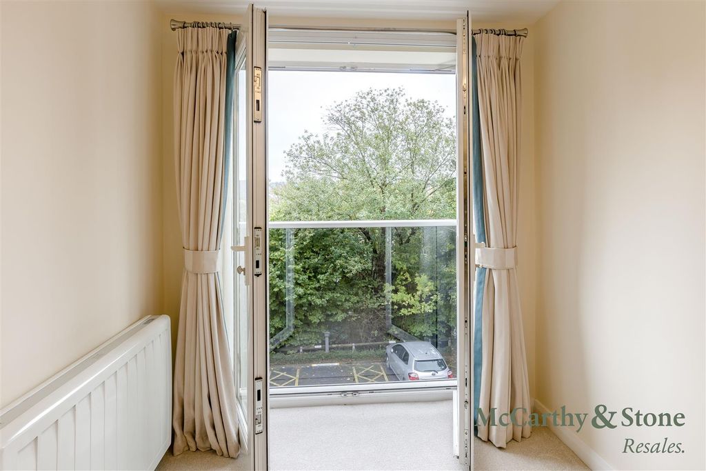Property photo 3 of 18 8708089-Interior04.Jpg