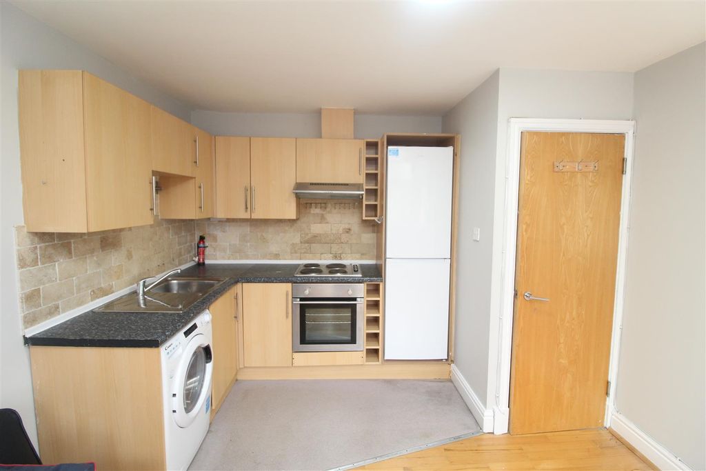 Property photo 2 of 10 Img_2738.Jpg
