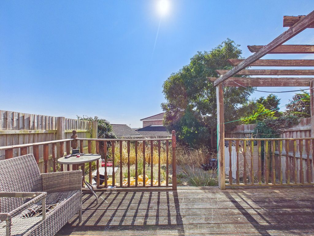 Property photo 3 of 15
