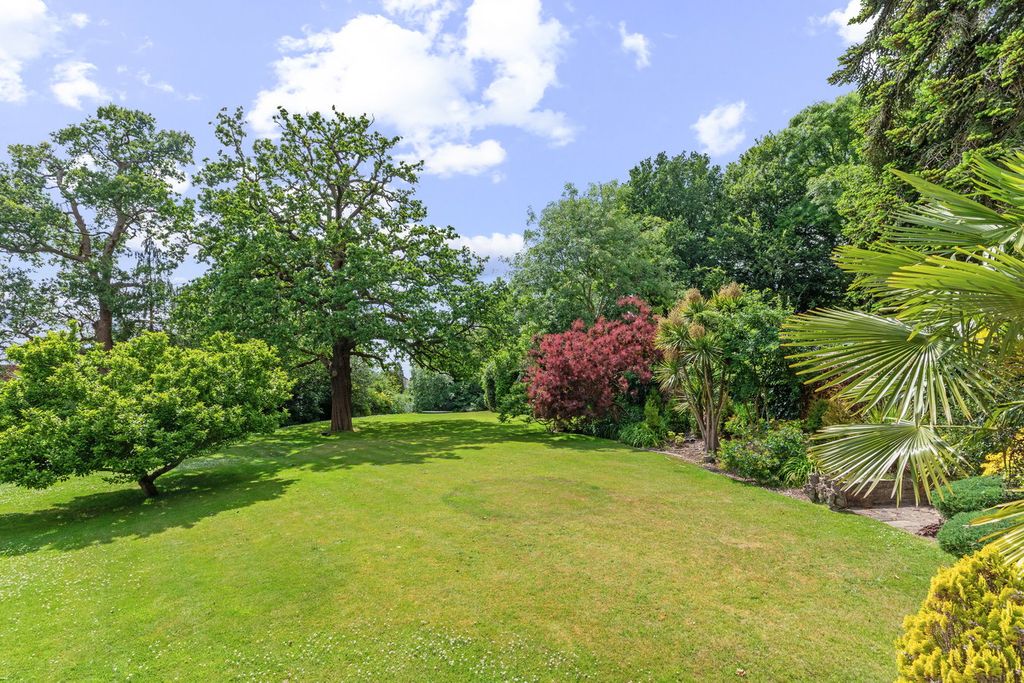 Property photo 3 of 13
