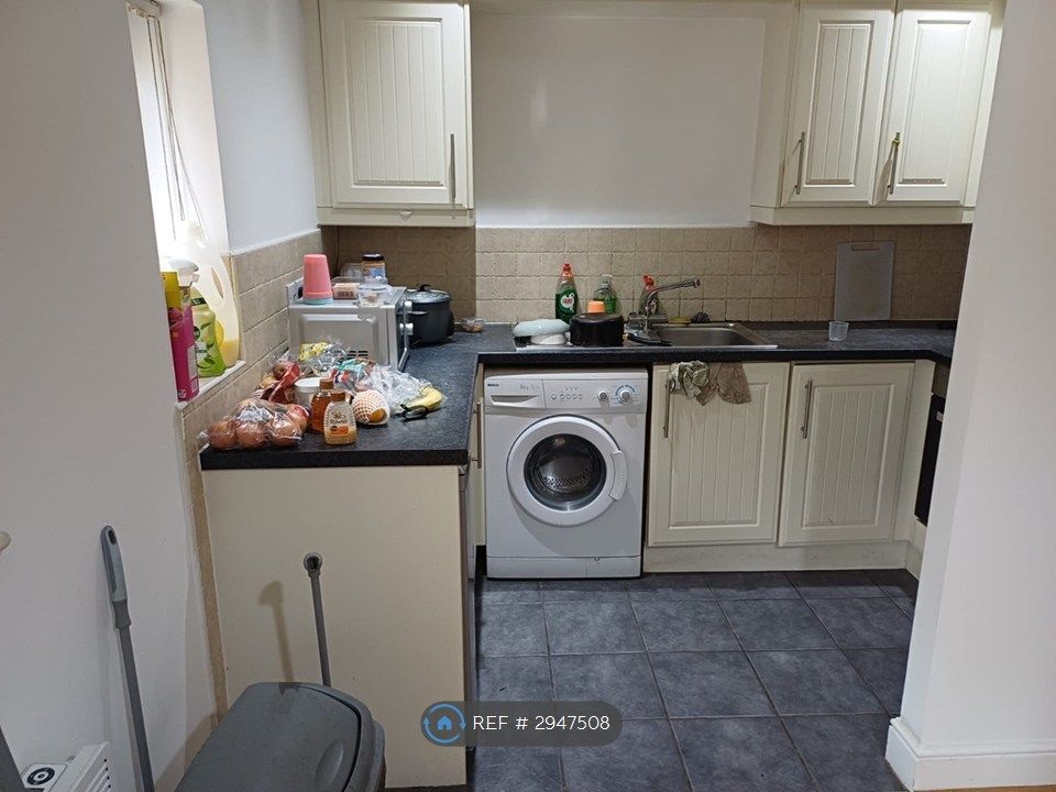 Property photo 2 of 3