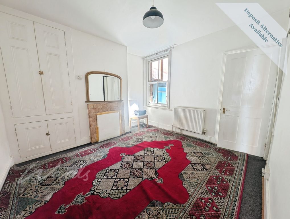 Property photo 2 of 11 Dining Room