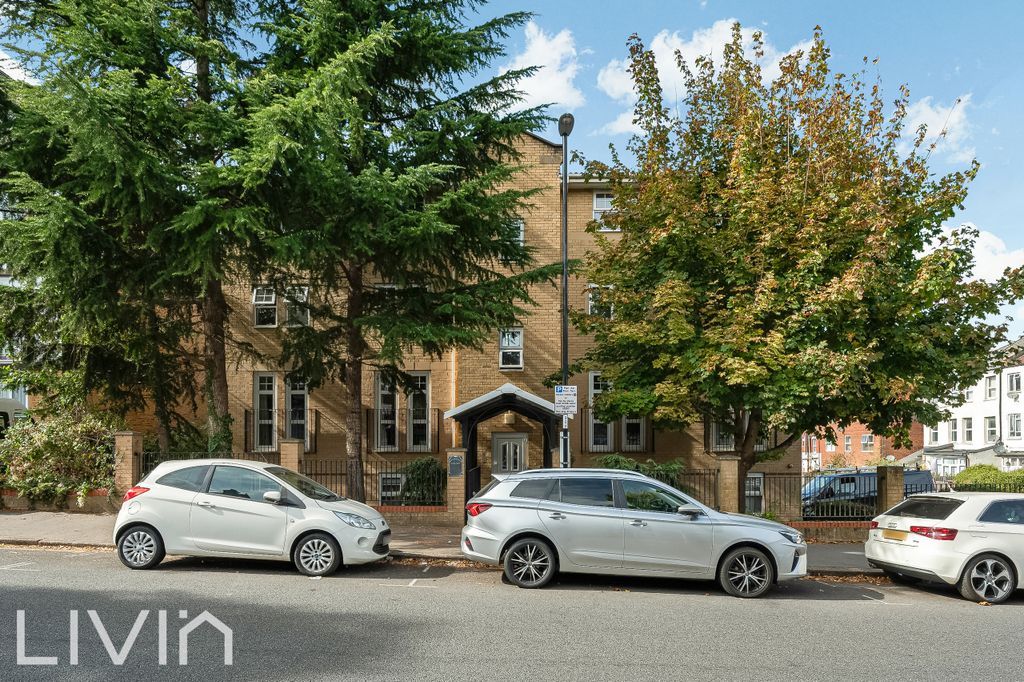 Property photo 1 of 12 1