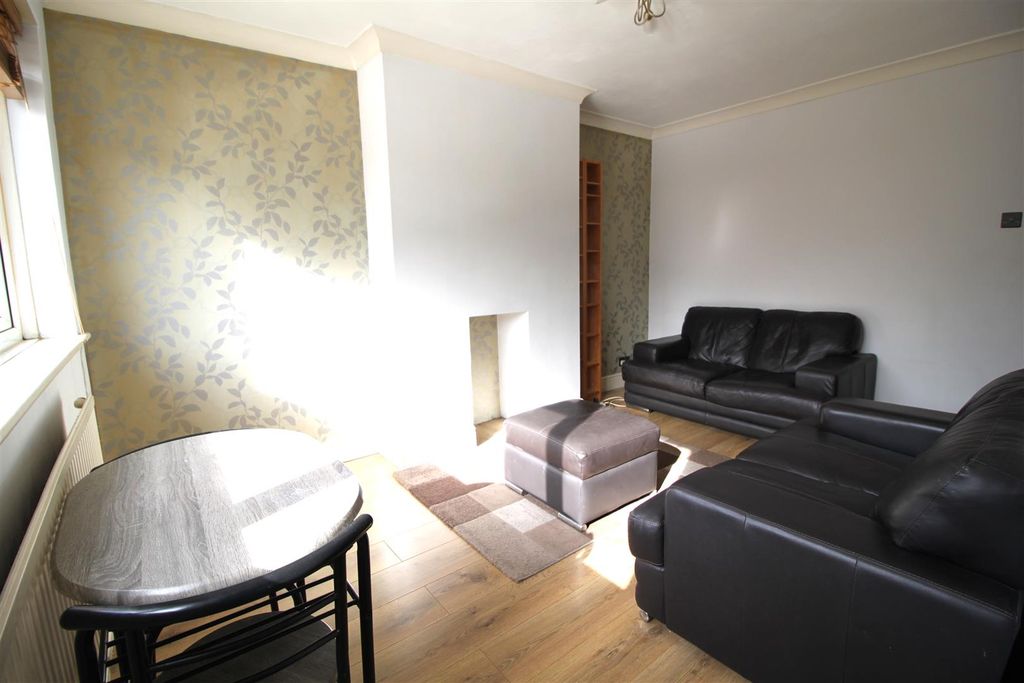 Property photo 3 of 10 Img_1981.Jpg