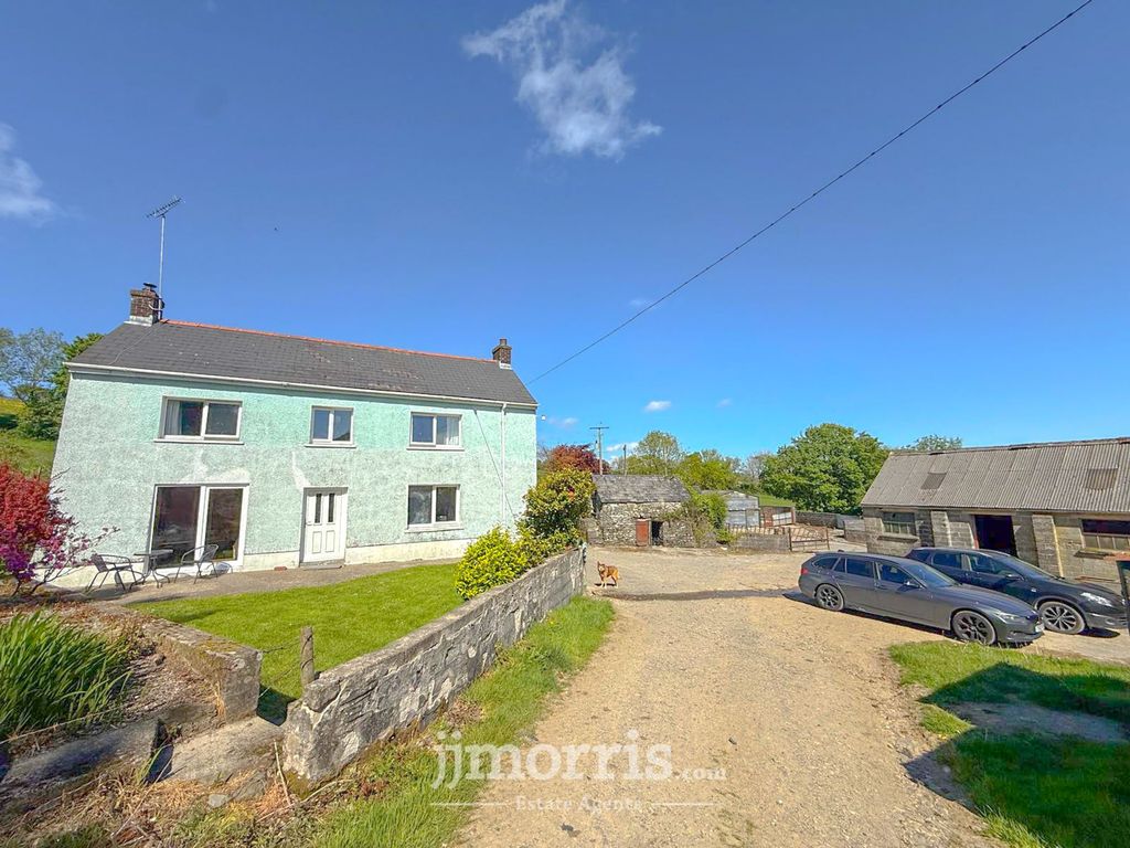 Property photo 2 of 58