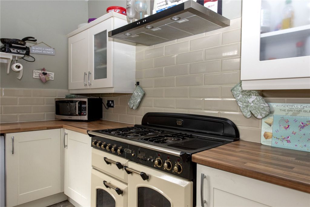 Property photo 3 of 26 Picture No. 22