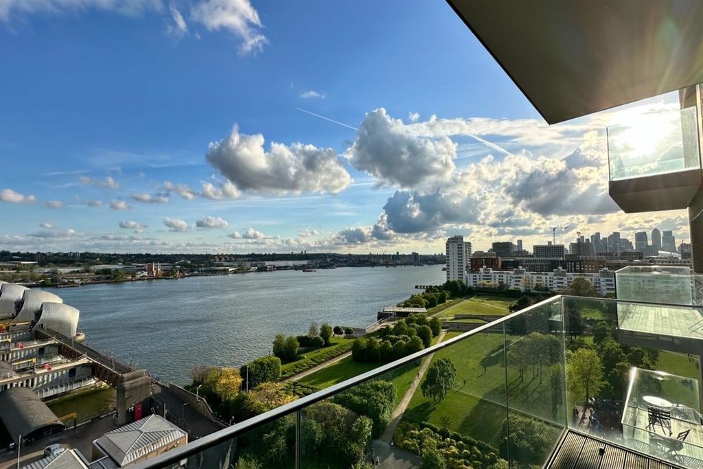 Property photo 1 of 12 (Main)