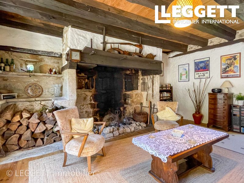 Property photo 3 of 10