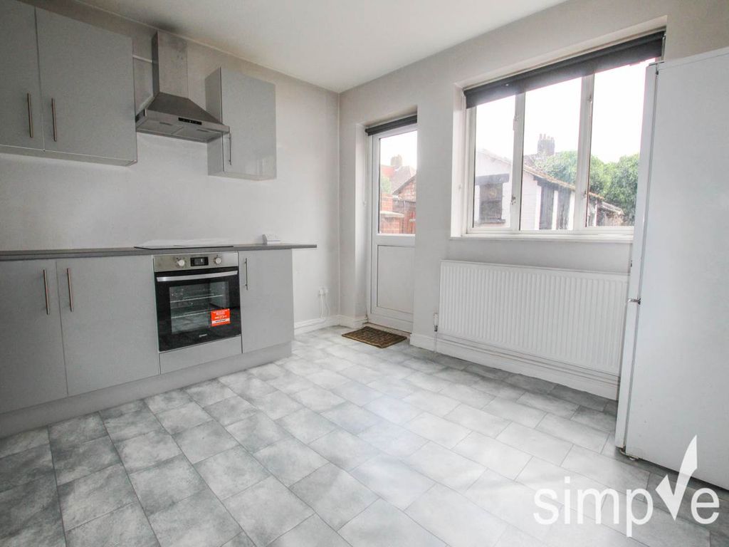 Property photo 3 of 8 Img_1334