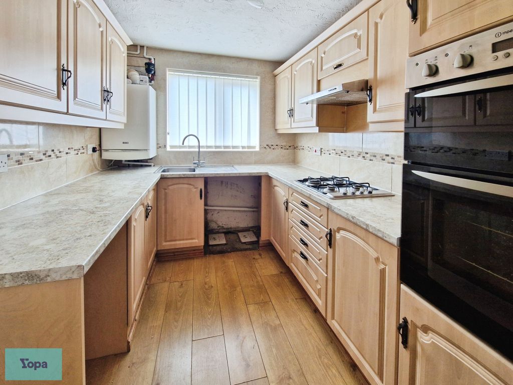 Property photo 2 of 12 Fd7632Bc-1000111875