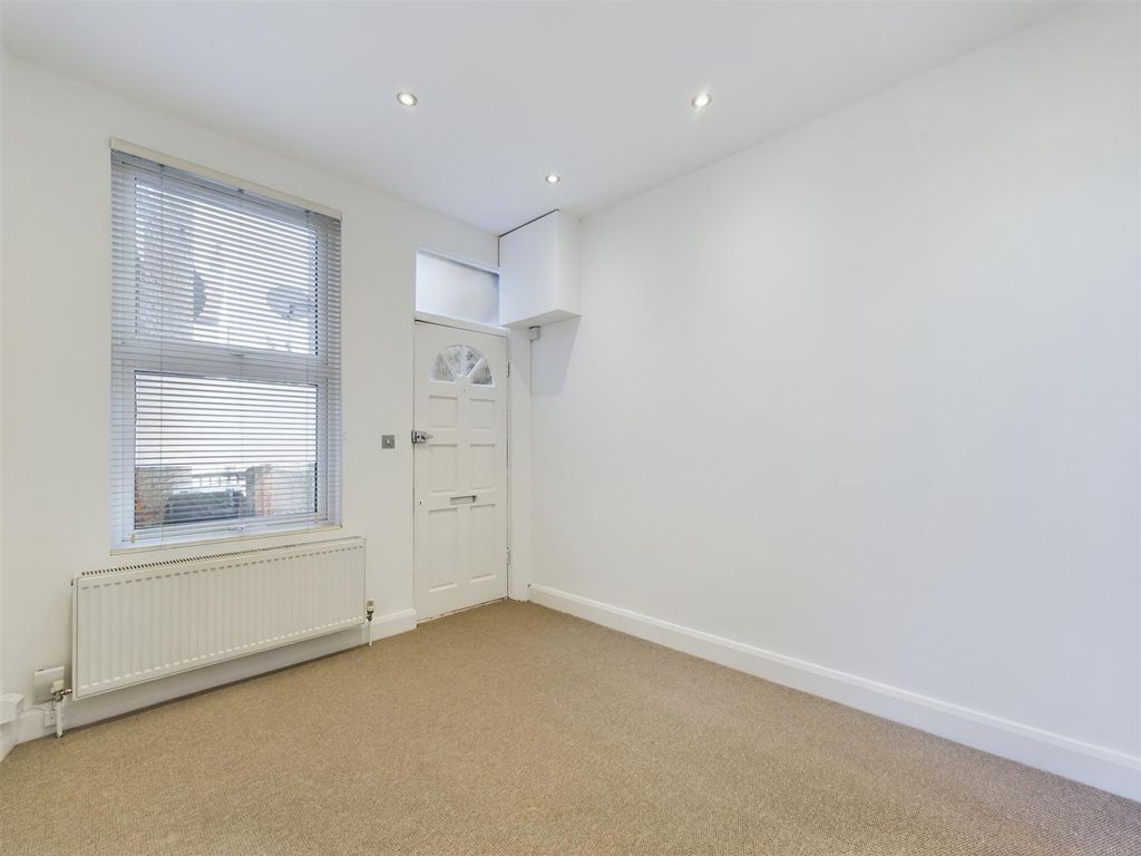 Property photo 1 of 10 Cam01358G0-Pr0034-Still001.Jpg