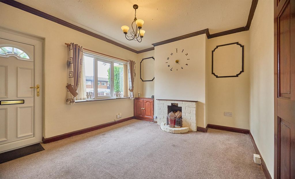 Property photo 3 of 14 Lounge To Front