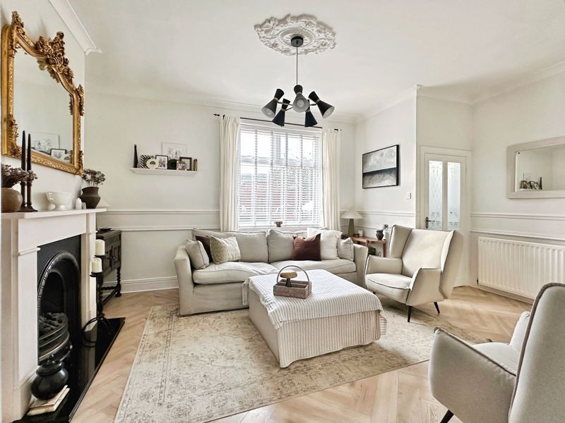 Property photo 3 of 18 Photo 11