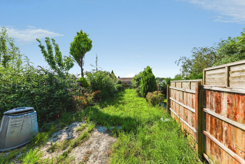 Property photo 3 of 18 Pbox-Img.Jpg