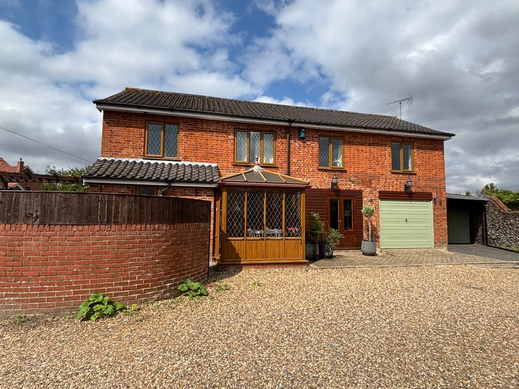 Property photo 1 of 21