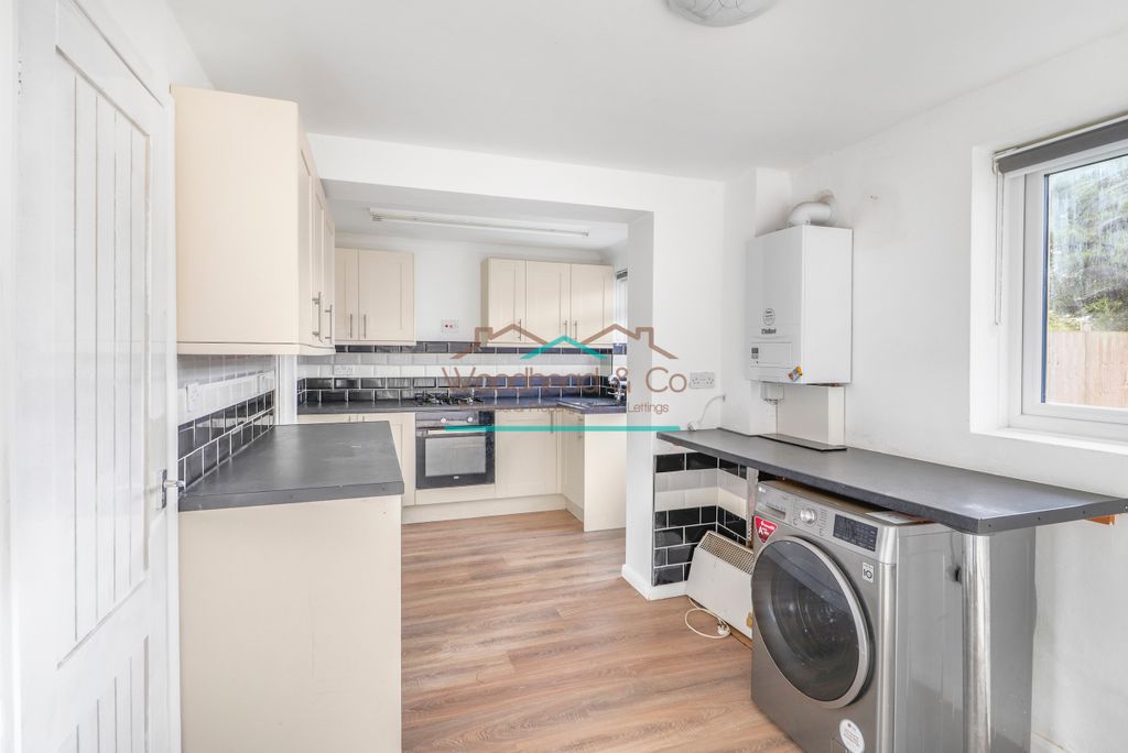 Property photo 2 of 12 Img_6917