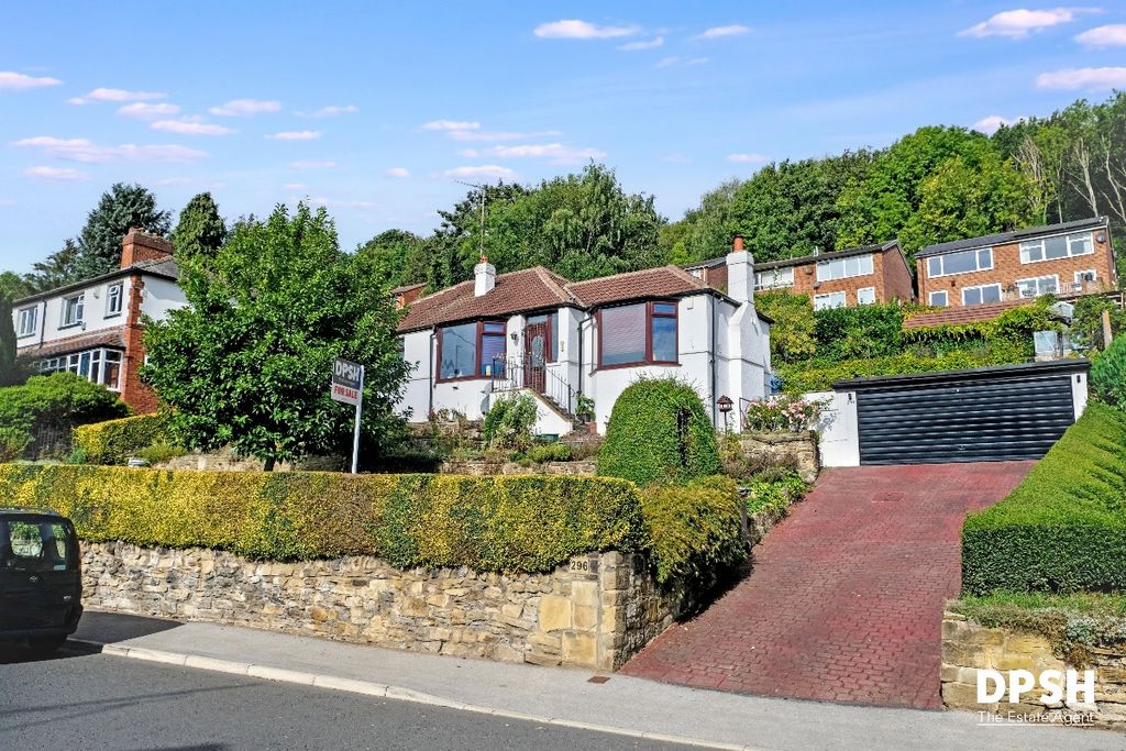 Property photo 1 of 33