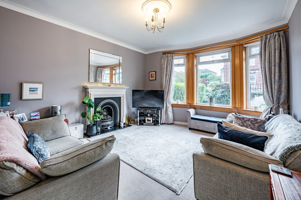 Property photo 2 of 62