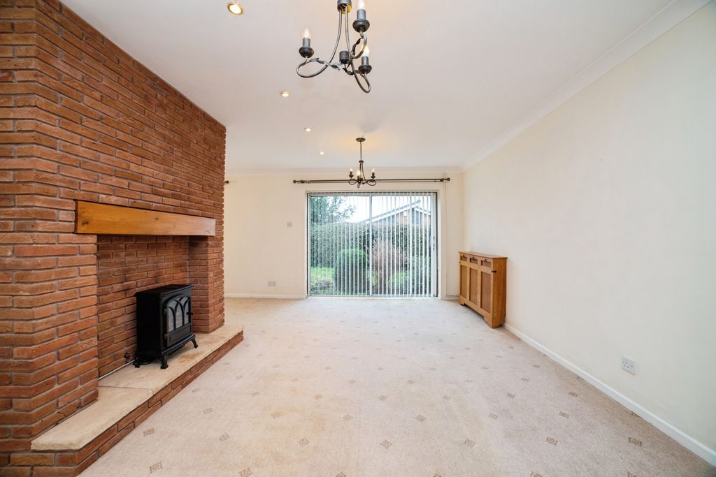 Property photo 3 of 20 Pbox-Img.Jpg