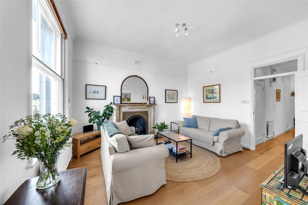 Property photo 2 of 18 Picture No. 06