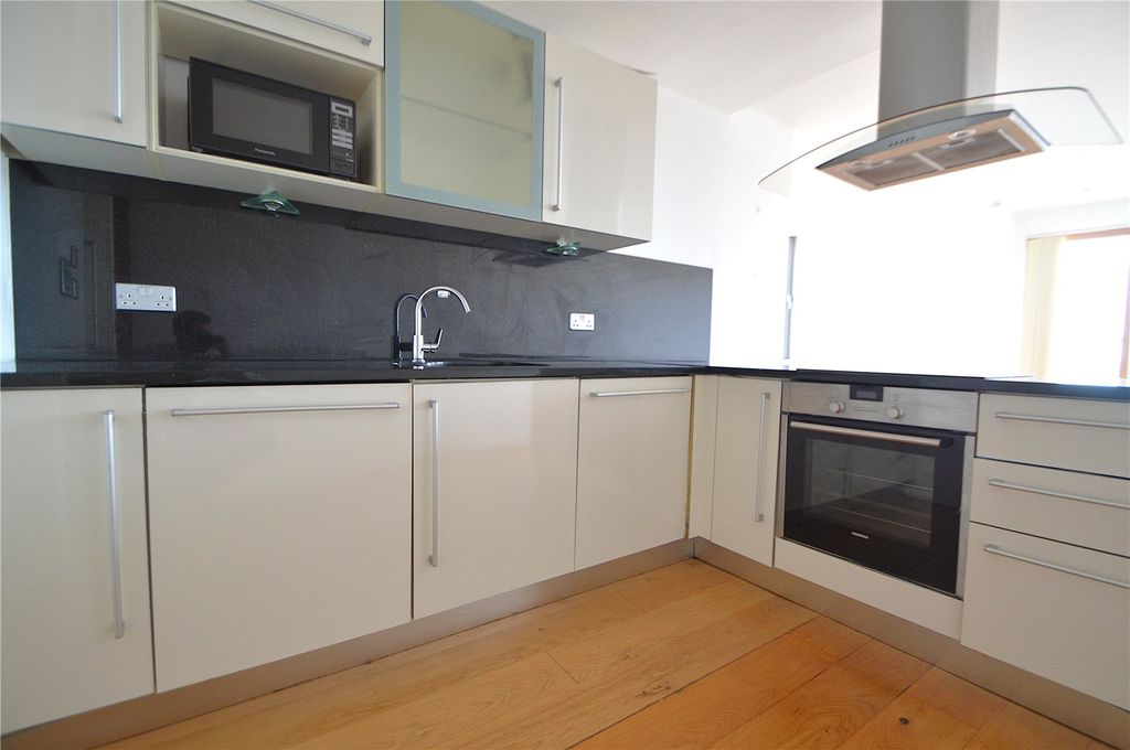 Property photo 1 of 18 Picture No. 38