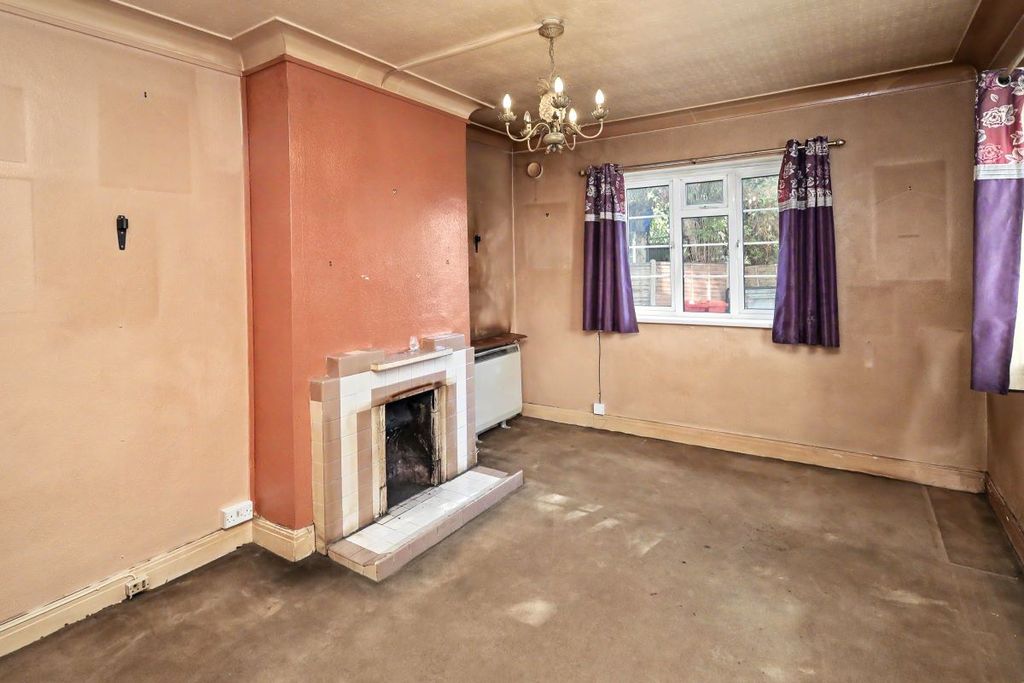 Property photo 2 of 13