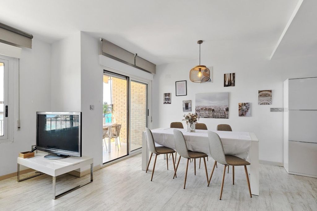 Property photo 3 of 50