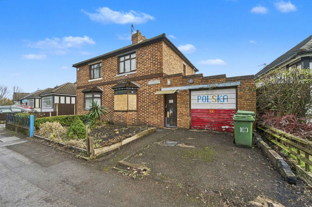 Property photo 1 of 22