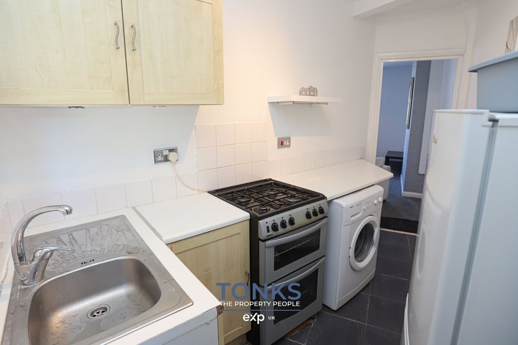 Additional image 6 of 1 bed flat for saleMount Street, Halesowen B63