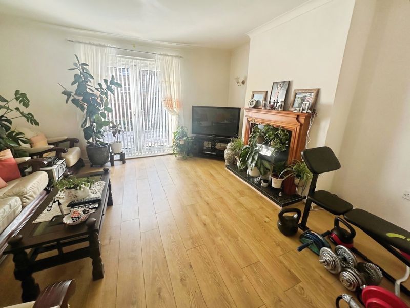 Property photo 3 of 13 Photo 12