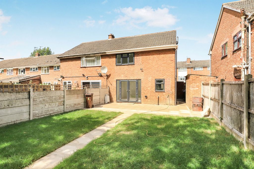 Property photo 2 of 14