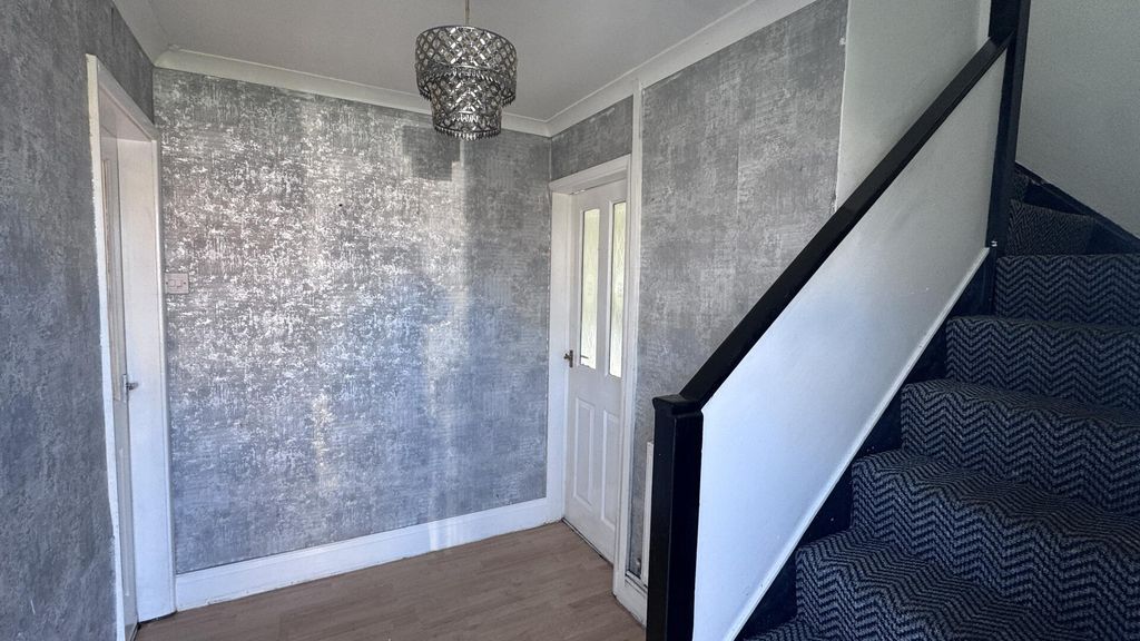 Property photo 2 of 12 Hallway