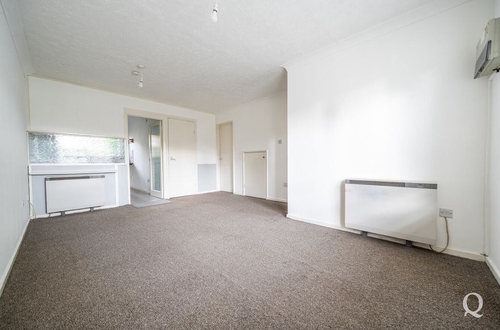Property photo 2 of 17 328E836B-6ce0-42d...