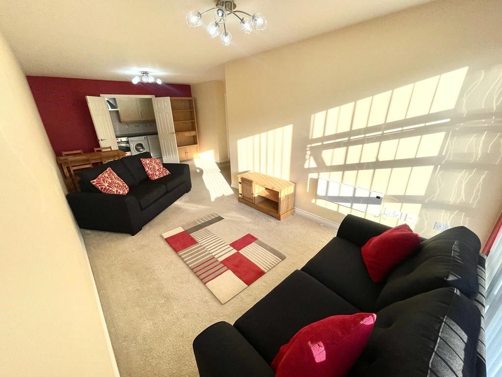Property photo 3 of 13