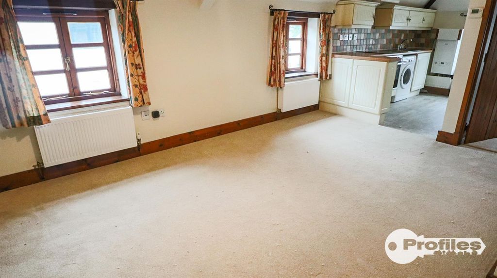 Property photo 2 of 8 Img_0695.Jpg