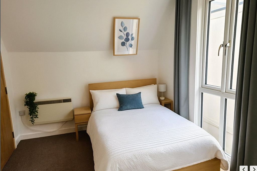 Property photo 2 of 12 Picture No. 19