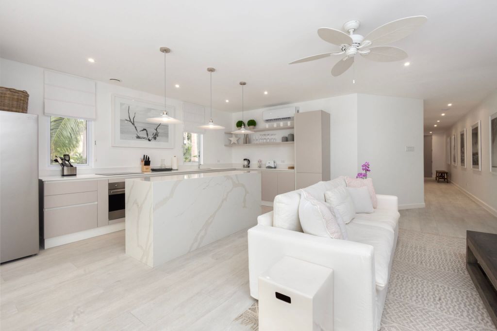 Property photo 3 of 25