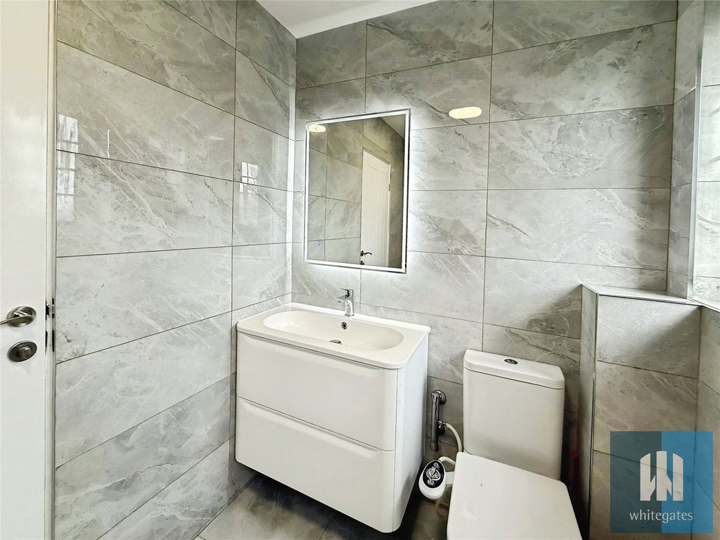 Property photo 3 of 25 Picture No. 16