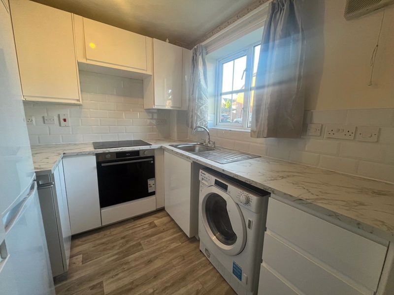 Property photo 3 of 10 Photo 9