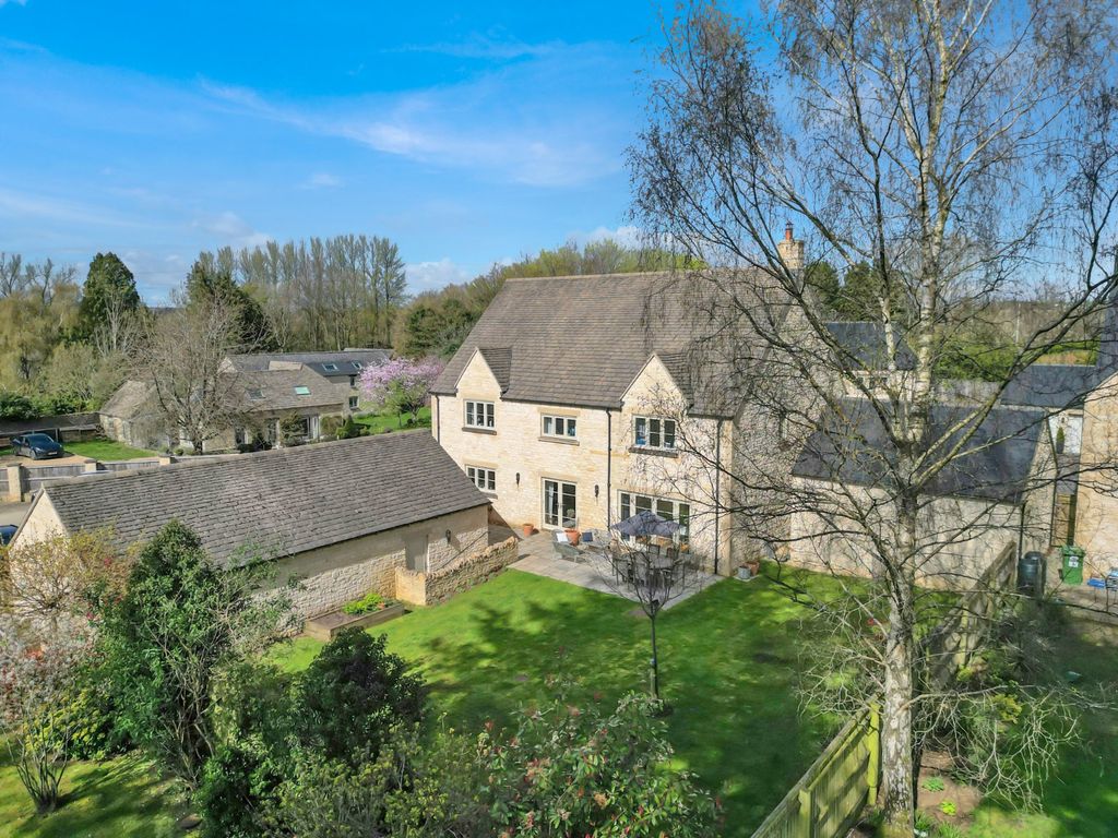 Property photo 1 of 29 Picture No. 90