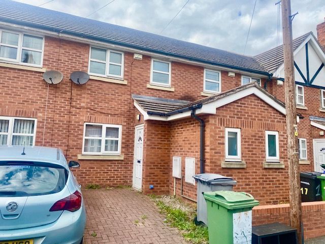 Property photo 2 of 13