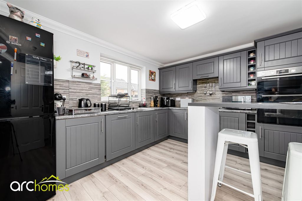 Property photo 3 of 43 Shalewood-9.Jpg