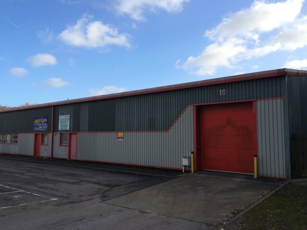 Property photo 2 of 11 10 Riverside Treforest Picture 02.Jpg